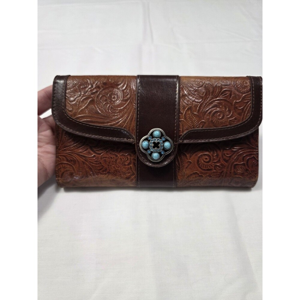 Marc Chantal VTG Leather Trifold wallet  Silver Concho,Turquois Blue Rhinestones
